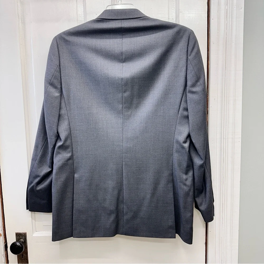 Mantoni Milan Italy grey 100% virgin wool 2 button blazer suit coat mens 42 long